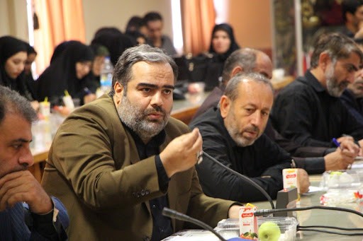 اربابان مهندسی قیمت ها علیه دولت آیت الله رئیسی/جریان لیبرال در حال پیاده سازی پروژه اوکراین۲۰۱۳