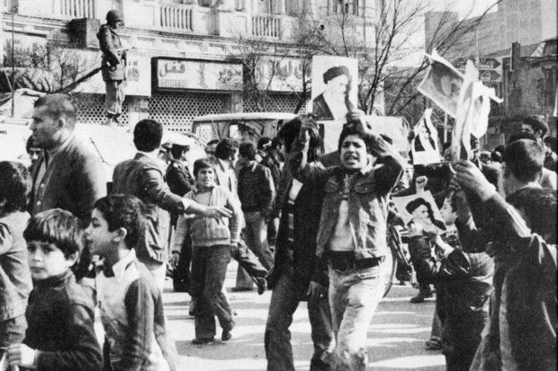 قیام پنجم آذر گرگان غریب در تاریخ انقلاب