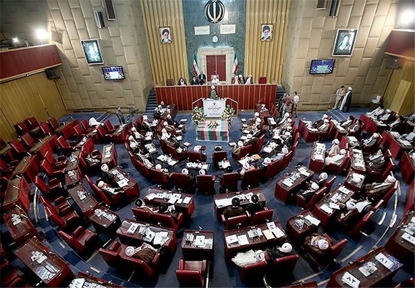 ماهیت فقهی و حقوقی انتخاب رهبر توسط مجلس خبرگان