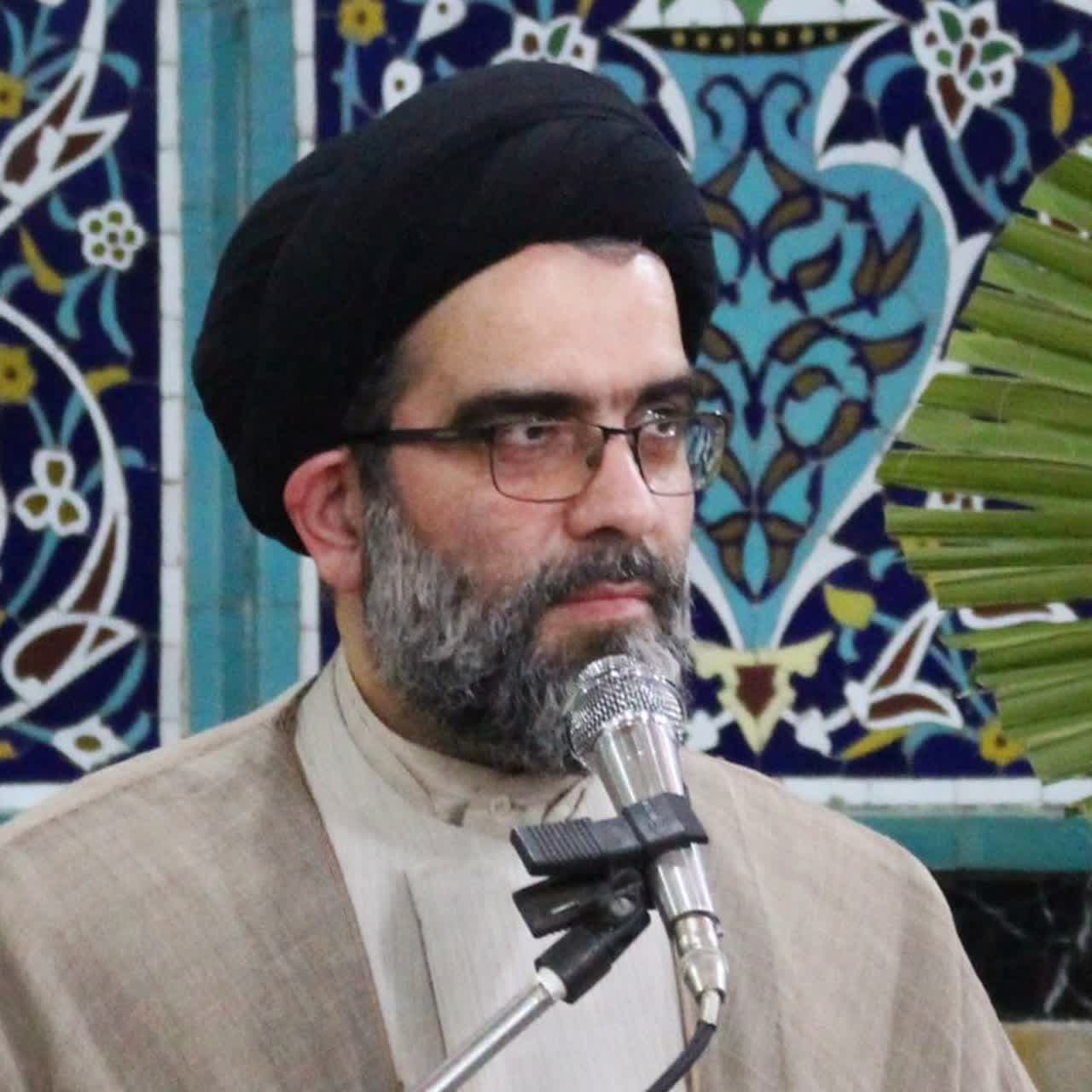 ایران قوی زمینه‌ساز ظهور امام زمان (عج) می‌شود